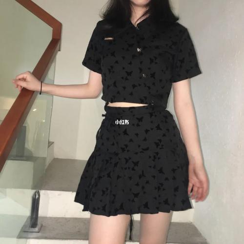小香风黑色气质短裙套装_小香风_短裙_裙子_设计_好物