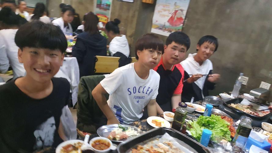 其它 秋季运动会 写美篇秋高气爽,汪清五中秋季运动会拉开了序幕.