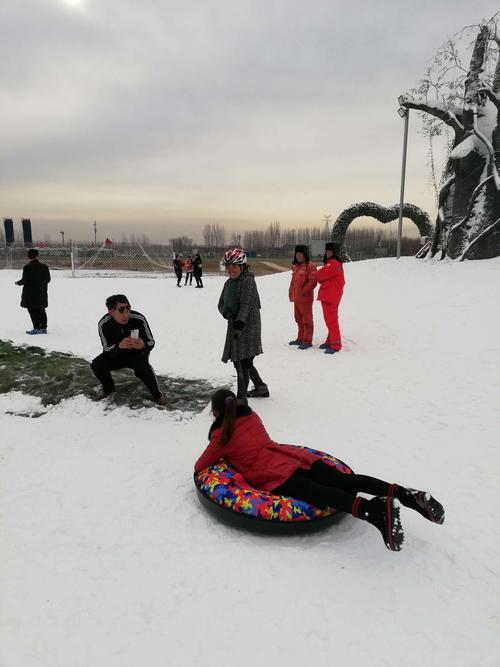 骑行十里荷塘草原牧歌滑雪场