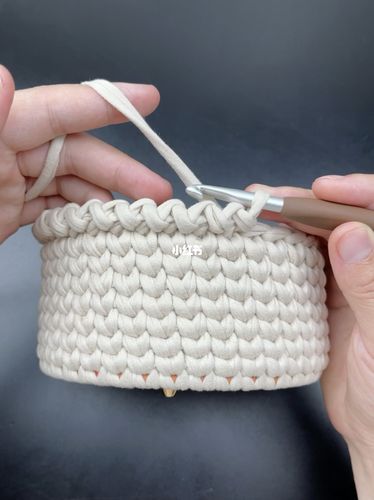 钩针编织布条收纳筐_钩针编织_收纳_钩针_兴趣爱好