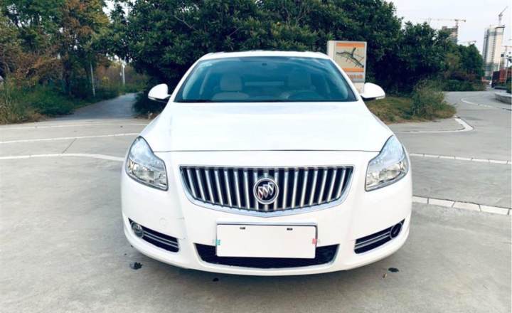 别克君威2010款24l舒适版