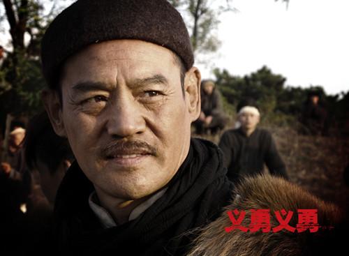 《义勇义勇》卫视热播 巍子痞气英雄惹人爱(图)