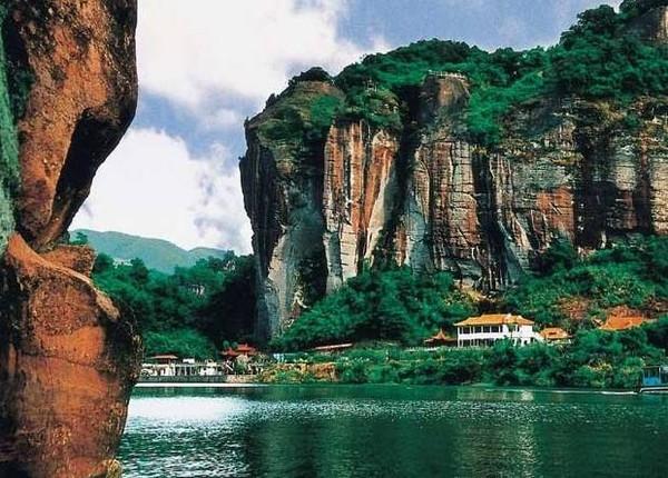 福建不单单只有厦门?盘点福建省内那些值得推荐的旅游景点!
