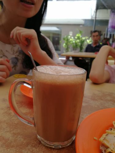 这就是传说中的拉茶,橘子冰也很特别,很适合在这种天气喝