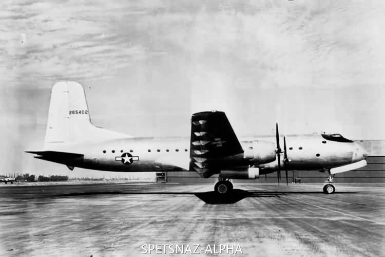 道格拉斯c-74"环球霸王"运输机 最早的环球霸王