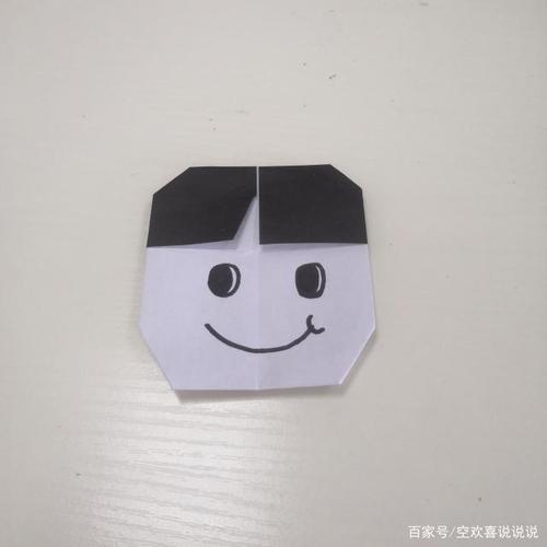 可爱的小男孩折纸教程,折法简单看一遍就能学会