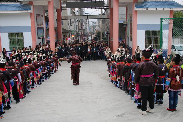  p>洛香镇,隶属贵州省黔东南苗族侗族自治州 a target="_blank" href=