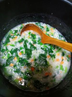 胡萝卜鸡肉菠菜粥