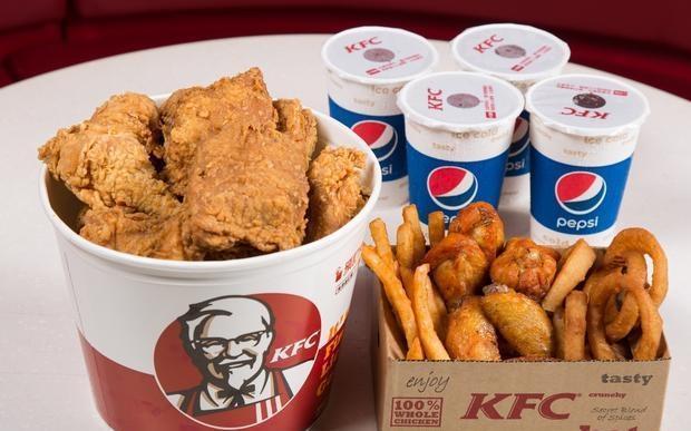 原创肯德基全家桶套餐,中国与美国对比,网友:这差距可不是一星半点