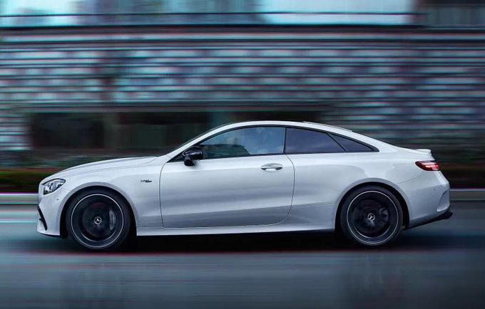 梅赛德斯-amg e53轿跑/c63轿跑暗夜版上市 97.88万起售