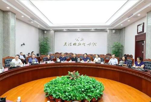 最高人民法院第二巡回法庭民商事审判业务座谈会在哈尔滨举行