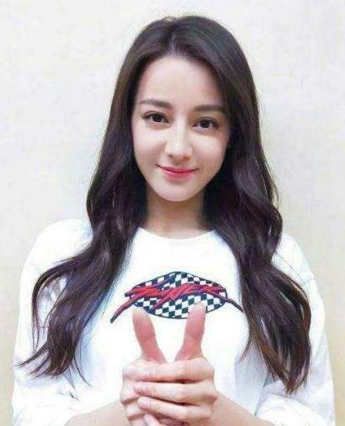 新疆的5位女明星,每一个都是"颜值当担",除了热巴你还知道谁