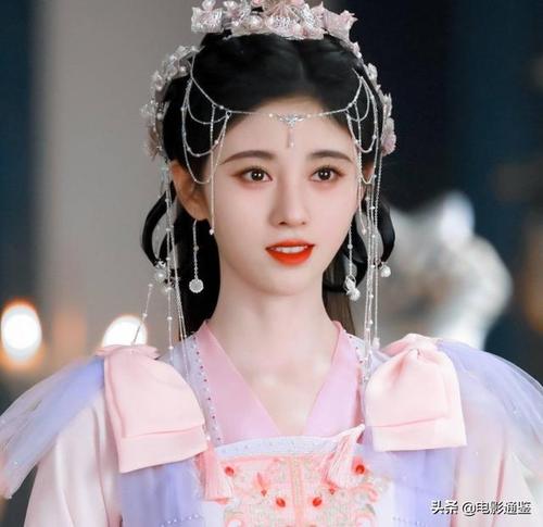 鞠婧祎的古装真不会让人失望!《花戎》开机,"魏枝"造型绝绝子