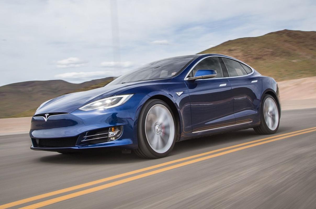 2016-tesla-model-s-p90d-front-three-quarter-in-motion-04-e