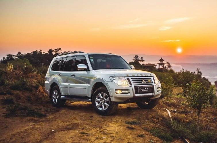 三菱帕杰罗怎么样(十大纯正越野车排名)