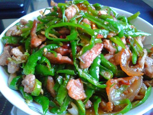 美食diy:青椒炒肉