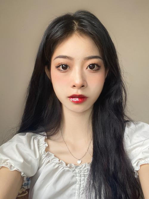 淡颜女孩不适合浓妆_柳州职业技术学院自由行热门攻略
