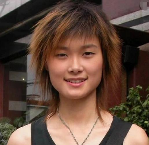 李宇春最想删除的照片,不是素颜也不是土气,而是难以形容的它