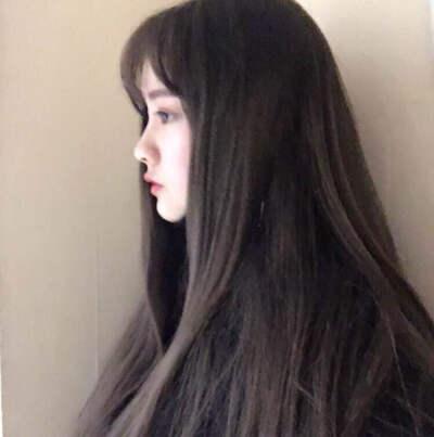 后来回去,我一人喝光了师父私藏的几坛酒.