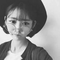 qq霸气高冷女生黑白头像