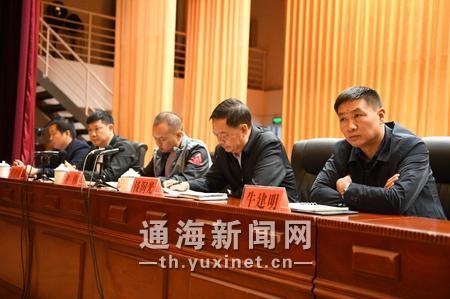 通海县召开杞麓湖保护治理攻坚誓师大会