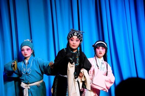 晋城市青年上党梆子剧团(秦香莲)