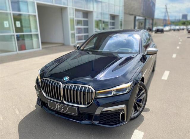 最帅气的运动版宝马7系!运动化外观 18寸轮毂,新造型真霸气!