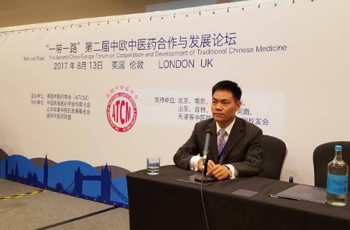 长春同春堂皮肤病医院院长  刘辉