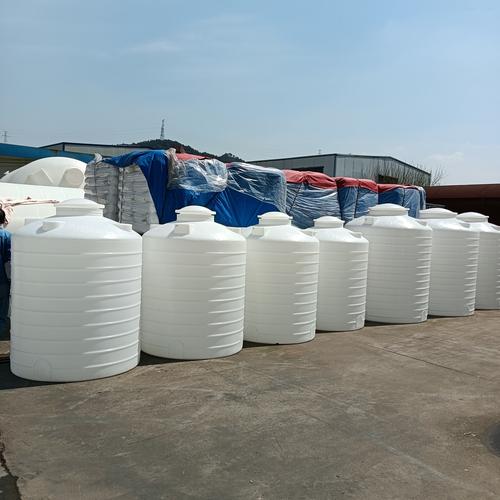 pt2500l2500l工地塑料蓄水箱