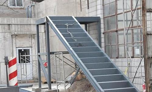 钢结构楼梯安装