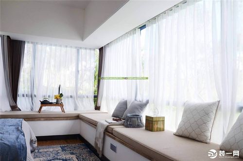 三居室现代风主卧室内阳台飘窗设计