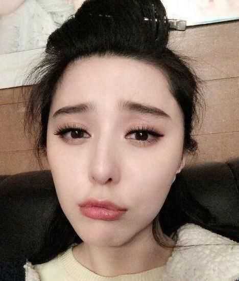 女人八字眉_眉之间有八字纹_寿阳公主嫁时妆,八字宫眉捧额黄