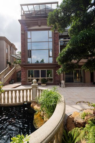 海逸豪庭御峰1027别墅庭院海逸豪庭御峰1027别墅庭院