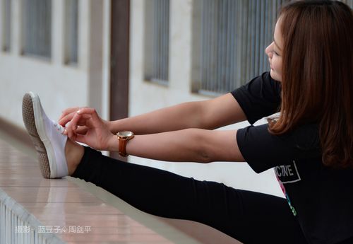 怀旧篇--穿白球鞋的武冈姑娘