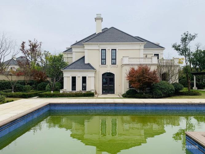 绿城玫瑰园新出独栋别墅花园带泳池占地2亩毛坯可看房