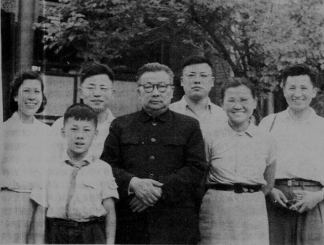 李克农之子李伦外号小日本曾在战场立一等功88年授中将