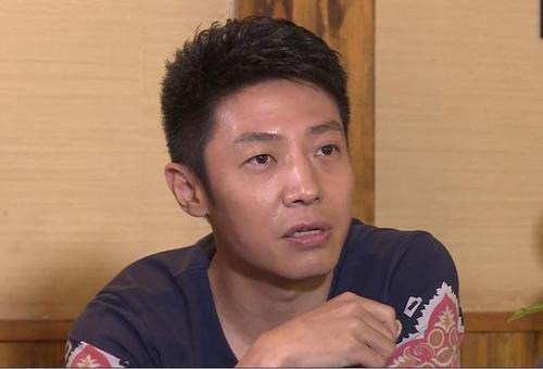 撒贝宁与老婆李白素颜生活照:李白家世显赫,小撒曾遭岳母嫌弃