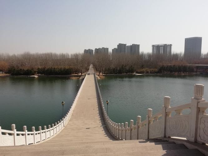 可以说是潍河的一个标志性建筑,也可以说是昌邑的一道靓丽风景线