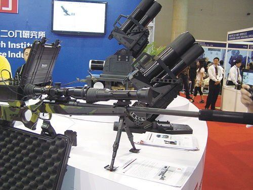 百步穿杨:国产新高精度单动狙击步枪(图)
