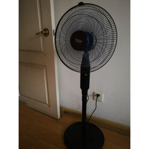 澳柯玛aucma电风扇fssw08低噪家用3档正常风台地立3用电扇机械控制