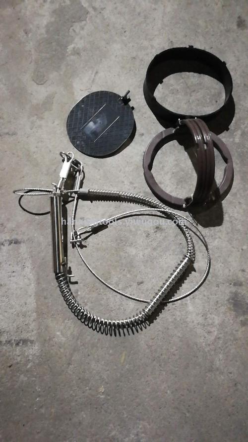 新款三节横式弹簧野猪套单向锁款 304不锈钢制造带底盘