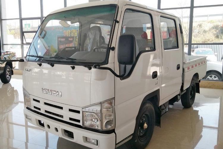 庆铃五十铃100p98马力21米国四双排栏板轻卡ql10403ewr1