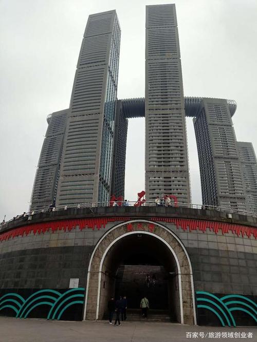 重庆地标性建筑朝天门,来重庆必去景点