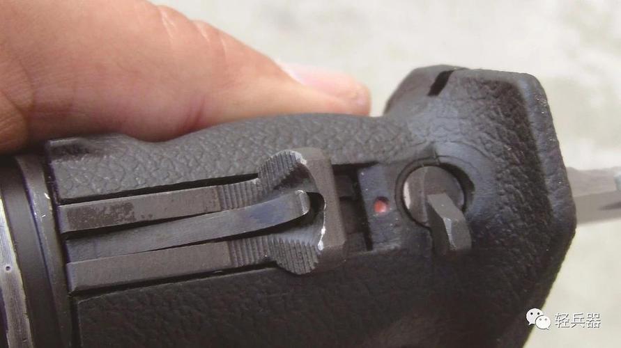 特种兵的利刃——国产qsb11式匕首枪真实体验