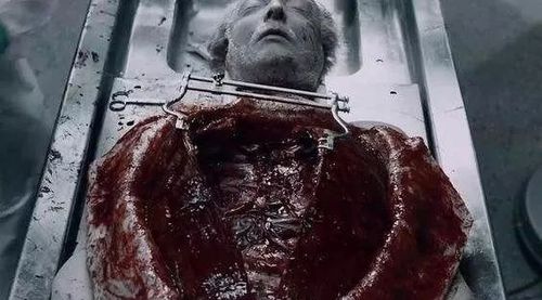 再等一天万圣节电锯惊魂派对保证让你尖叫连连