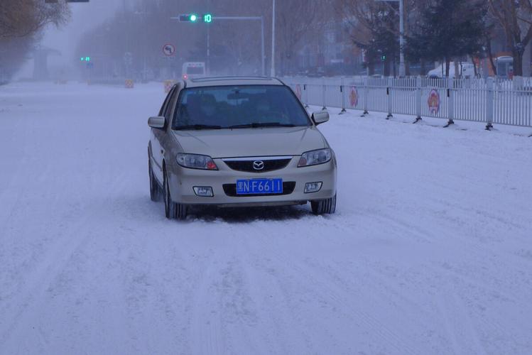黑龙江再迎暴风雪积雪已达34厘米