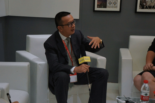 访浙江美机缝纫机有限公司 林雪平董事长