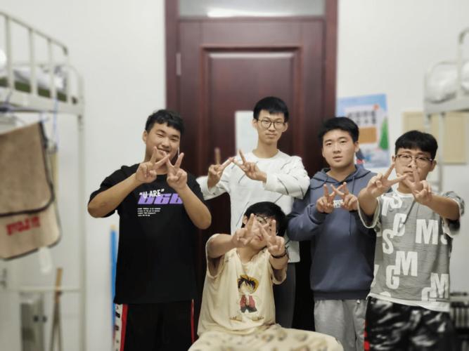 也让查寝工作进行的比较顺利,同时还让辅导员知道学生在宿舍的真实