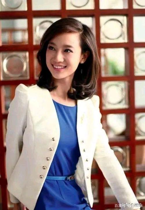 北京新闻主播李杨薇