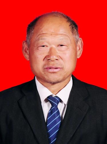 陈玉山 陈玉山,男,1963年4月出生,中共党员,浚县黎阳街道刘沙地村村民